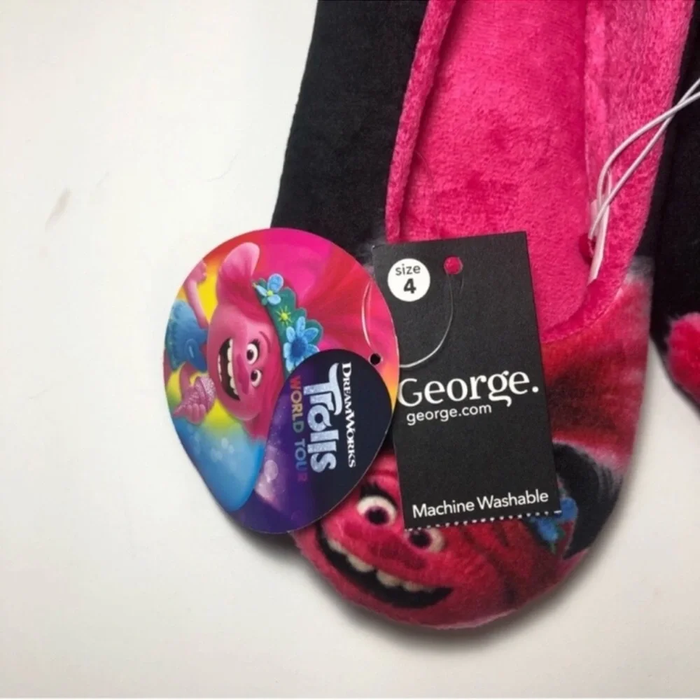 TROLLS POPPY Big Girl Size 4 washable House shoes Slippers New with Tags